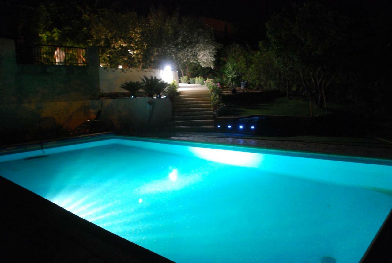 La Calanque Du Boucharel Hotel Сен-Агулф Екстериор снимка